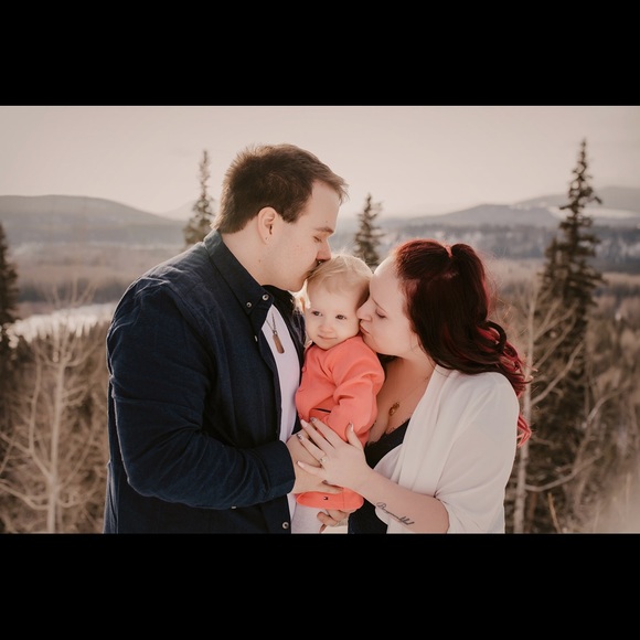 Meet your Posher - Picture 1 of 3